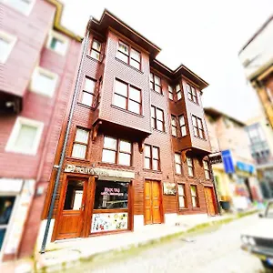 Qonaq & Hotel
